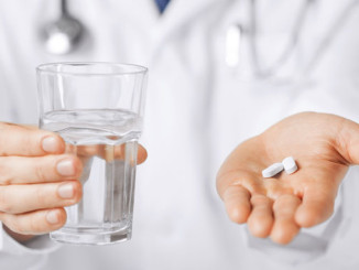 Aspirin schlägt aufs Gehör - © Syda Productions