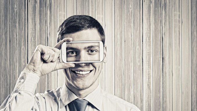 Augenschaeden-durch-Displays Augenschäden durch Displays - © - Sergey Nivens - Fotolia