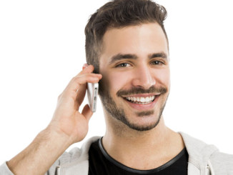 Handyverbot für Fußgänger? - © iko - Fotolia