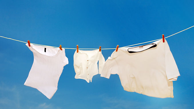 Kleidung-ohne-Schweissgeruch Kleidung ohne Schweißgeruch - © zhu difeng - Fotolia