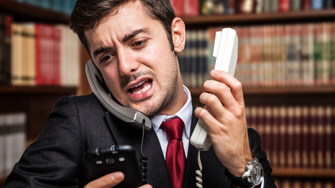 Stress-schleift-die-Zaehne Stress schleift die Zähne - © Minerva Studio - Fotolia